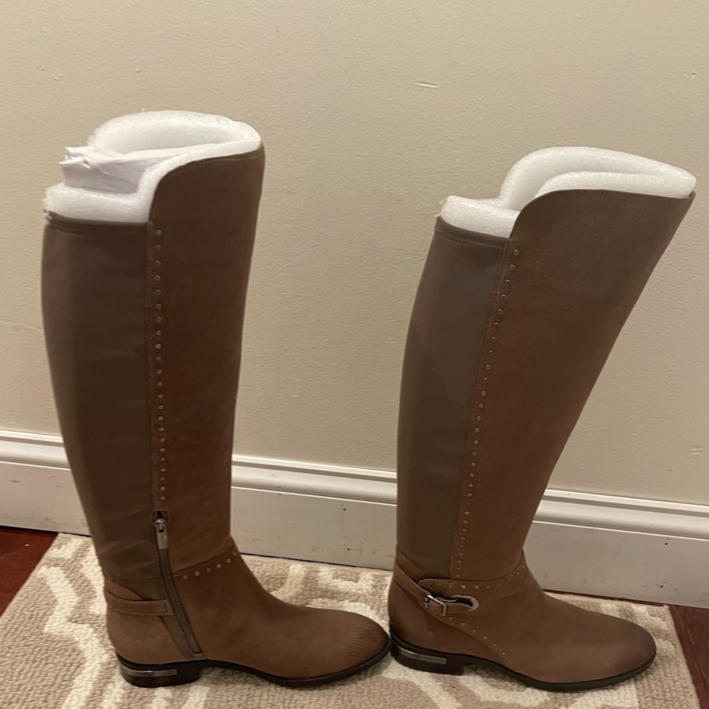 VINCE CAMUTO BOOTS - Picture 12 of 12